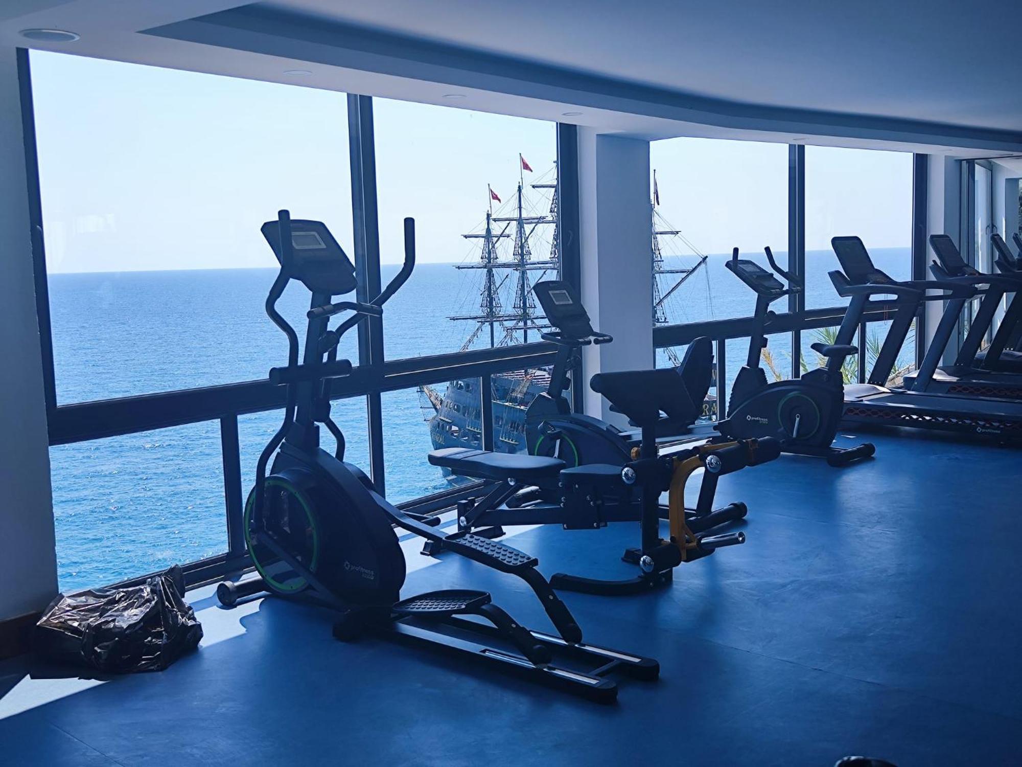 Ada Port Hotel Adults Only Alanya Exteriör bild