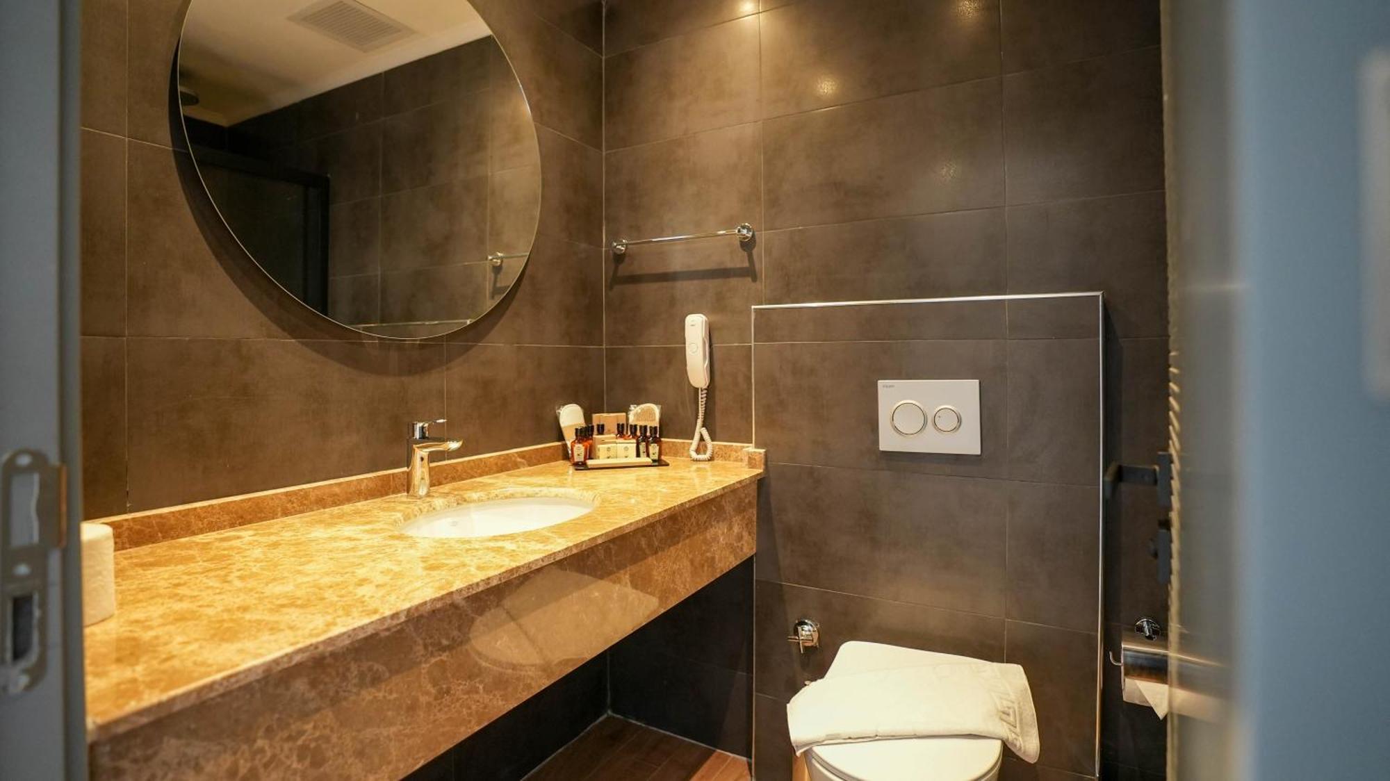 Ada Port Hotel Adults Only Alanya Exteriör bild
