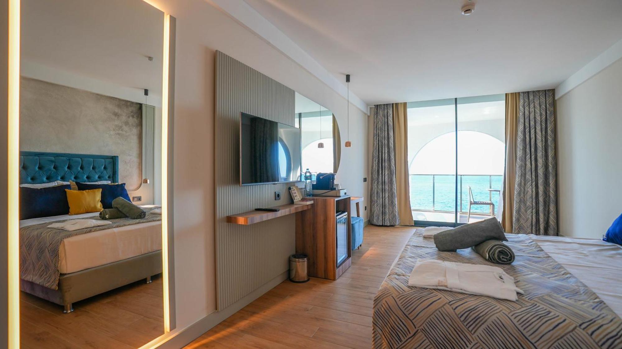 Ada Port Hotel Adults Only Alanya Exteriör bild