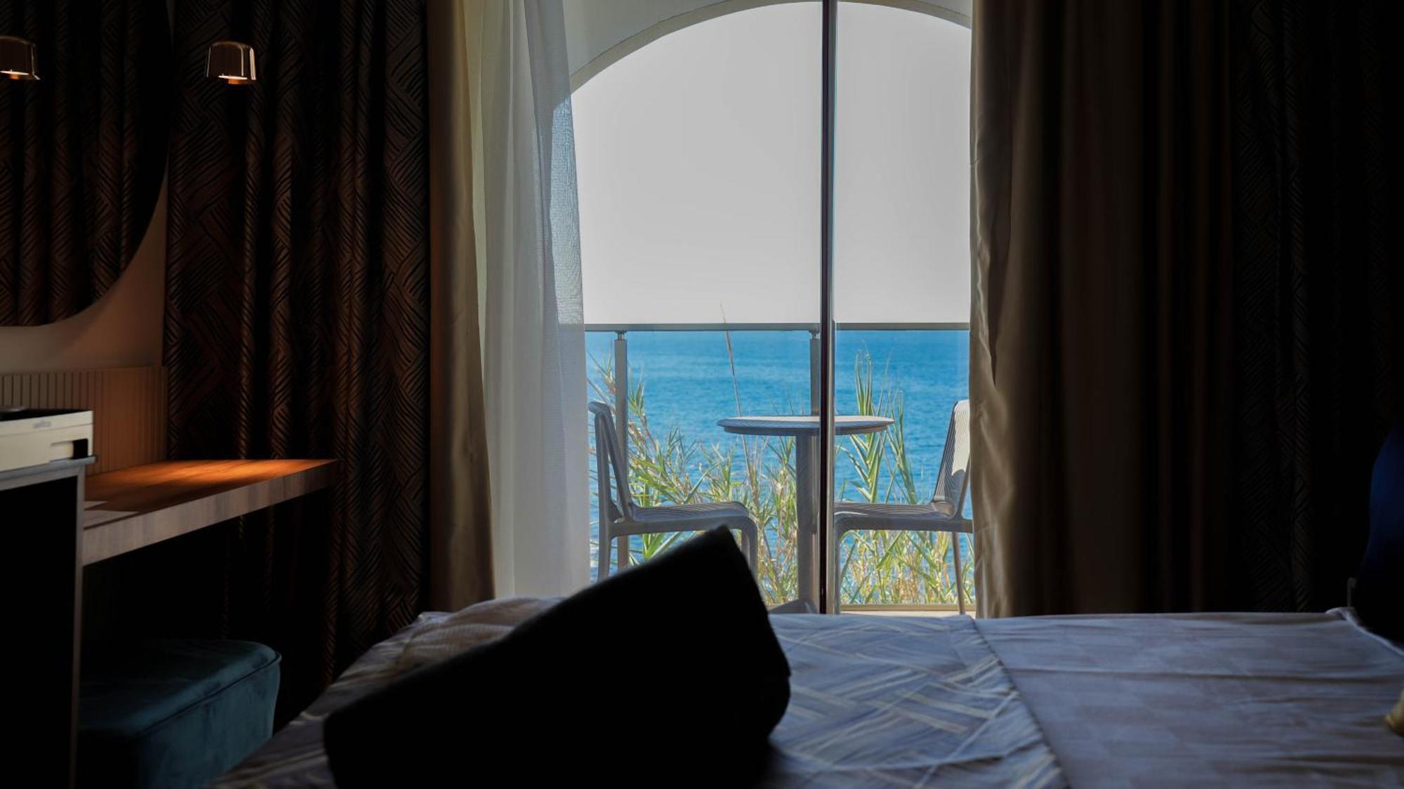 Ada Port Hotel Adults Only Alanya Exteriör bild